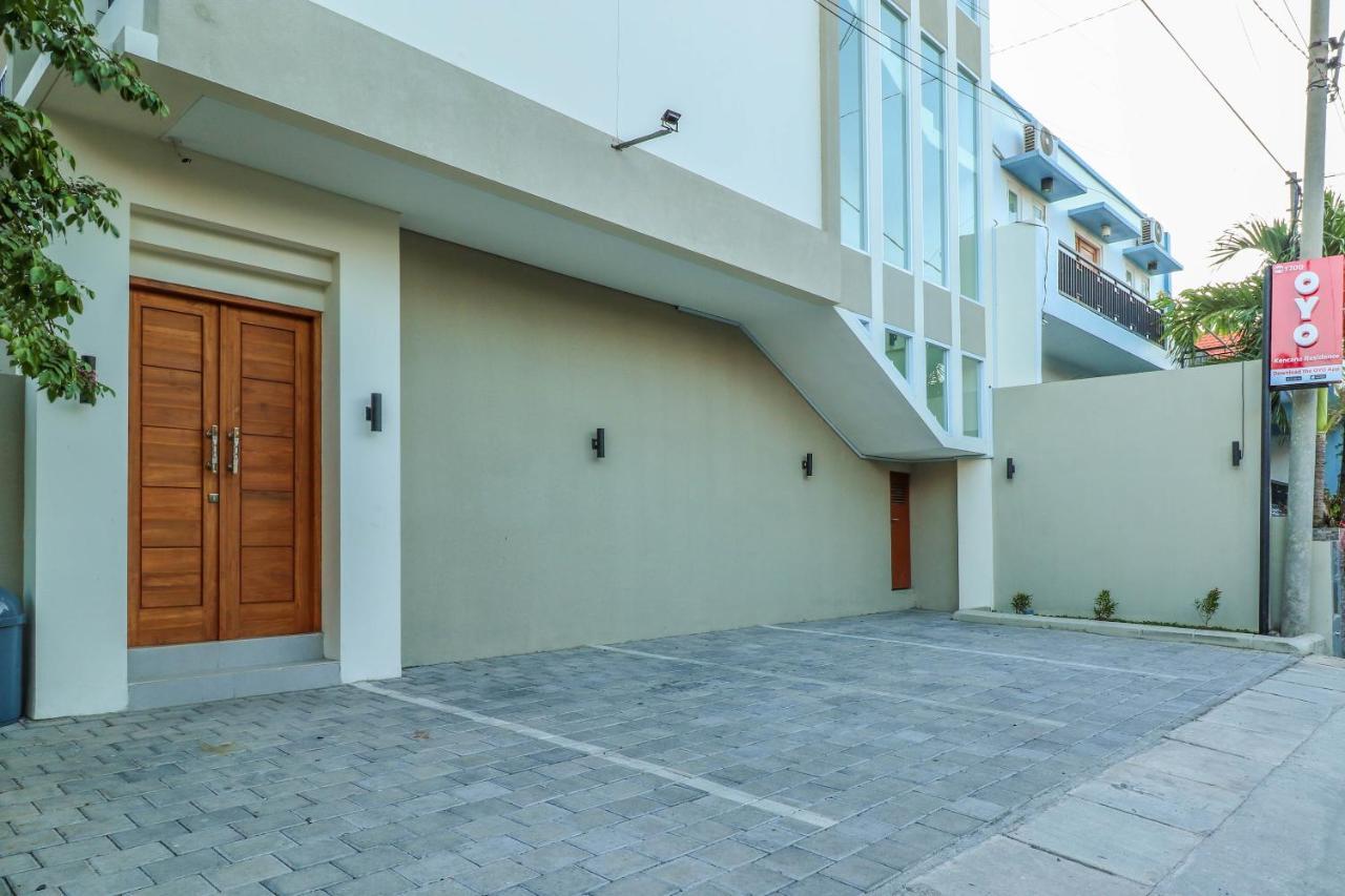 Oyo 1200 Kencana Residence 金巴兰 外观 照片