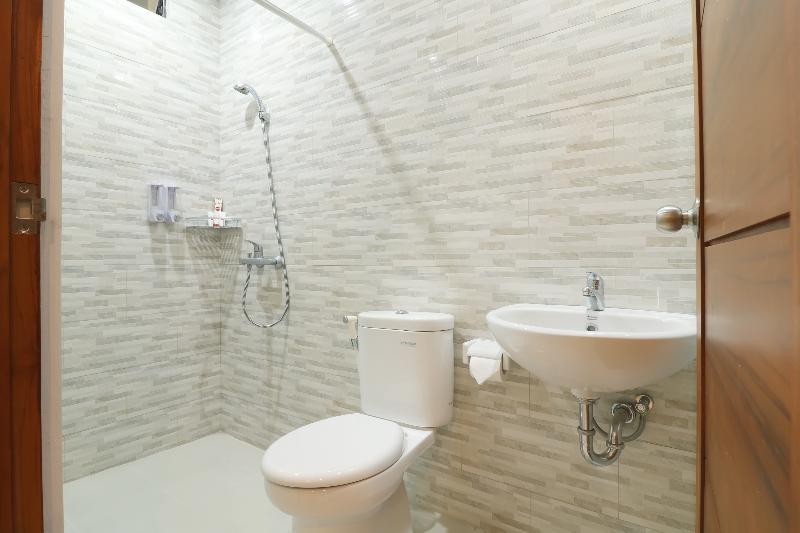 Oyo 1200 Kencana Residence 金巴兰 外观 照片
